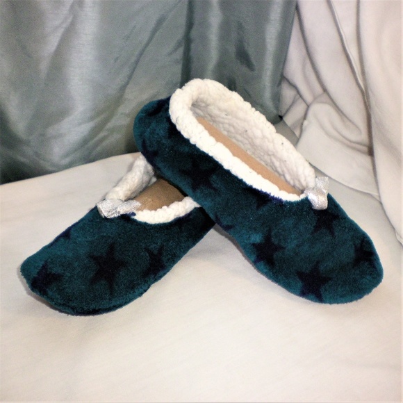 Mixit Shoes - Women's House slippers Size Small 5-8